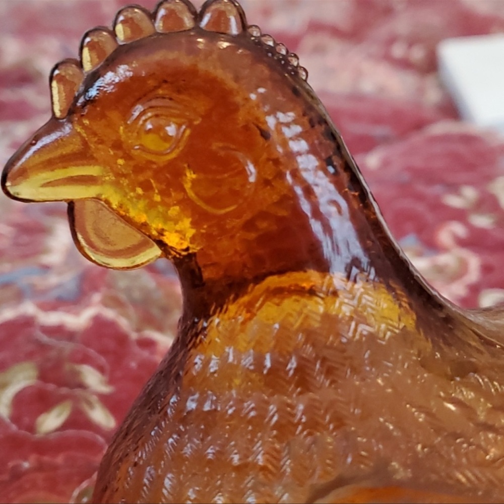 Glass chicken candy dish